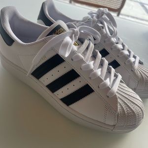Adidas superstar